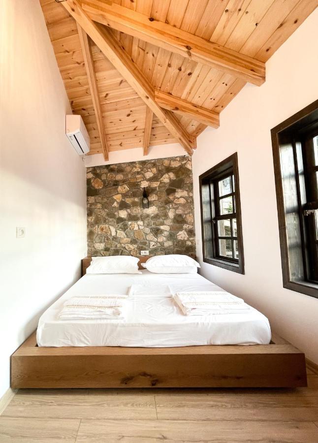 Amalia Hotel 4*